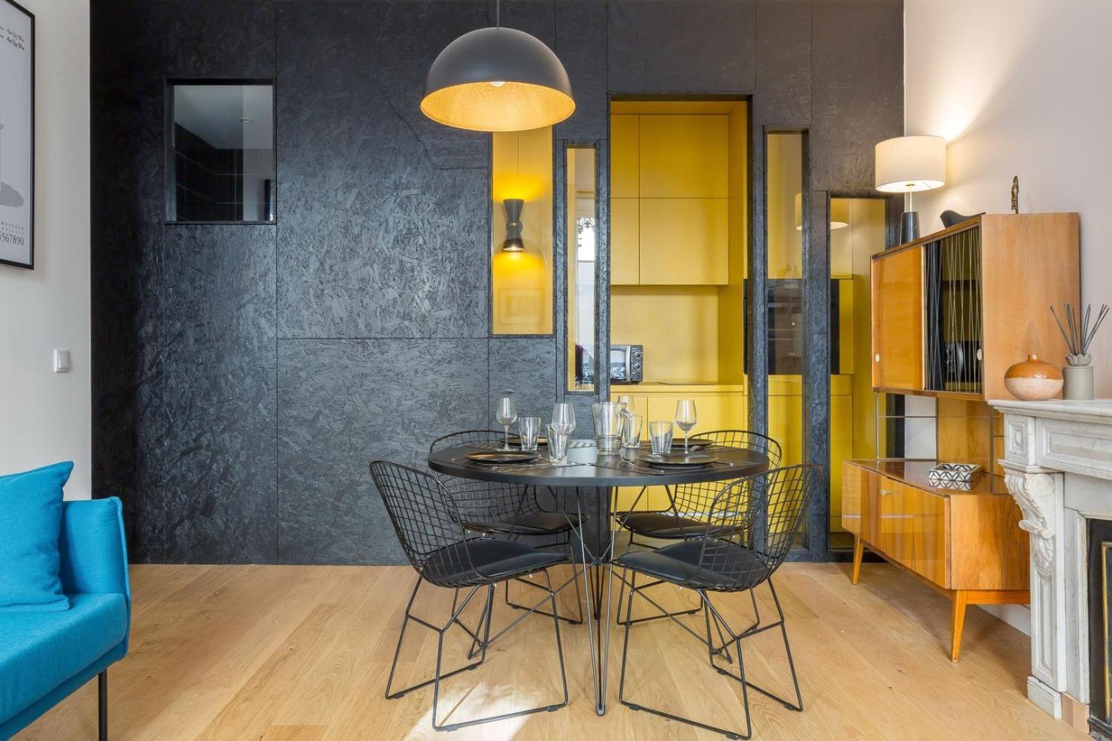 Hallmark - Location T2 - Lyon 2 Luaran gambar